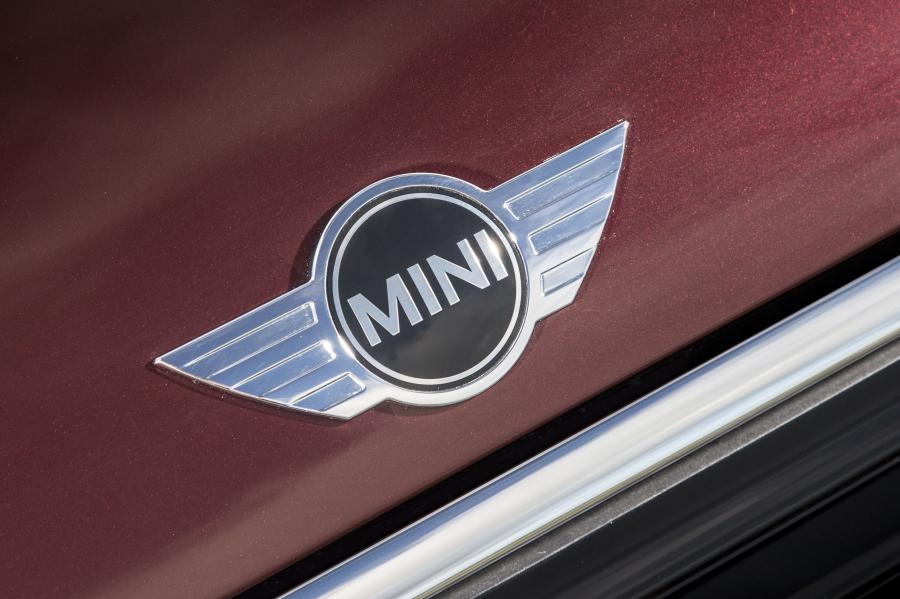  Mini Cooper D Clubman 2015 года  (UK) (фото 91 из 127)